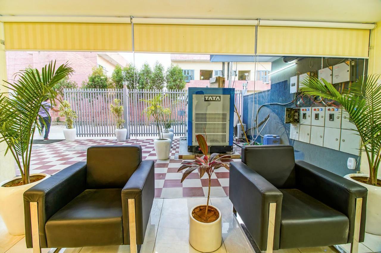 Fabhotel Kiara Gurgaon Exterior photo